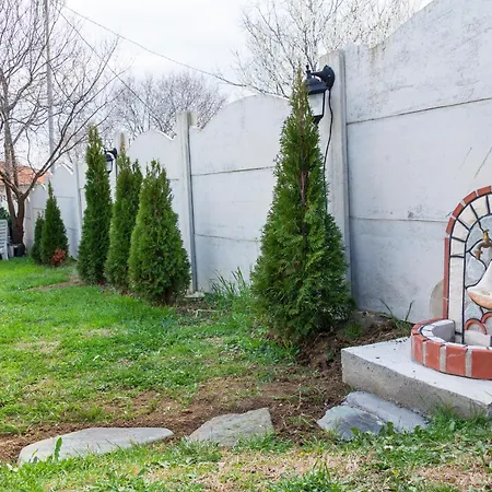 Rezos Къща за гости