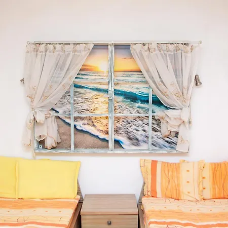 Rezos Πανσιόν Rezovo