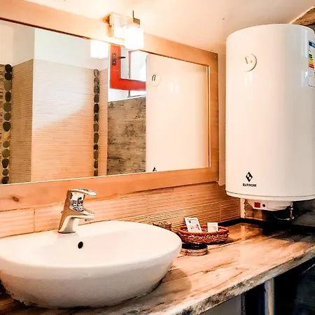 Rezos Къща за гости Резово